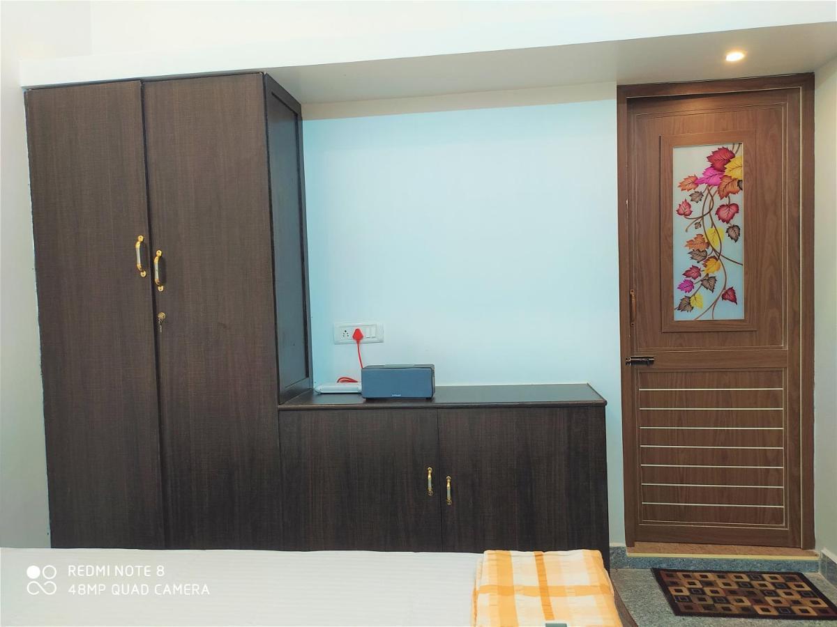 Criston Home Stay Madurai Ngoại thất bức ảnh